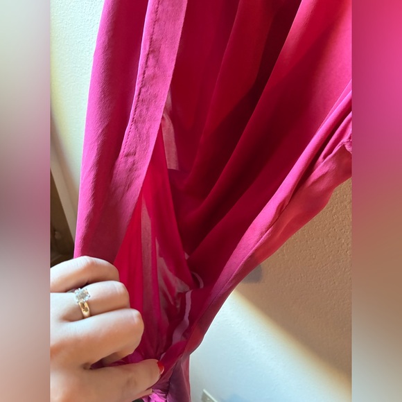 Theory Derona Draped Sleeveless Silk Blouse in Fuchsia (Size:S) - Picture 7 of 14